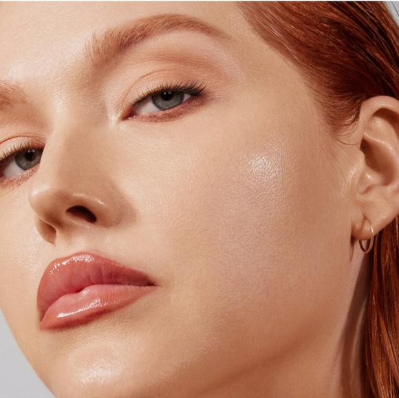 NIB Morphe Lightform Extended Hydration Foundation, Light 05N - Picture 3 of 5